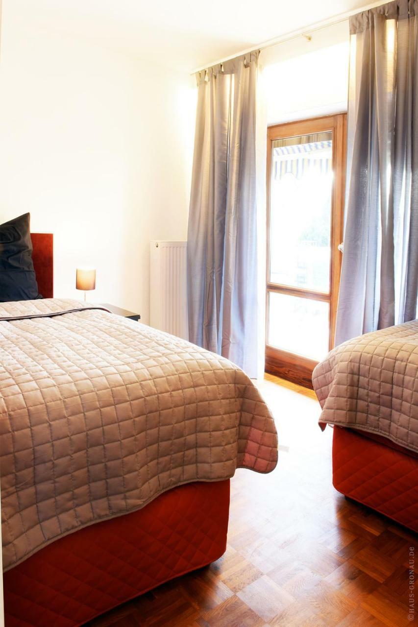 Haus Gronau Apartment แบร์กิชกลัดบัค ภายนอก รูปภาพ